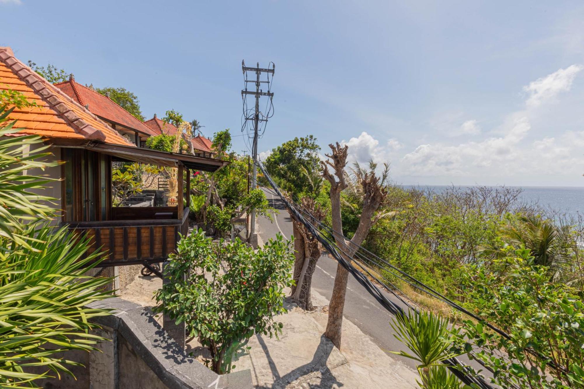 Manta Cottages With Sea View Batununggul Esterno foto