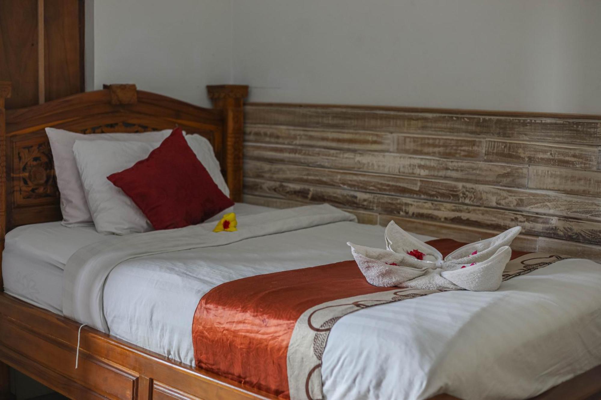 Manta Cottages With Sea View Batununggul Esterno foto