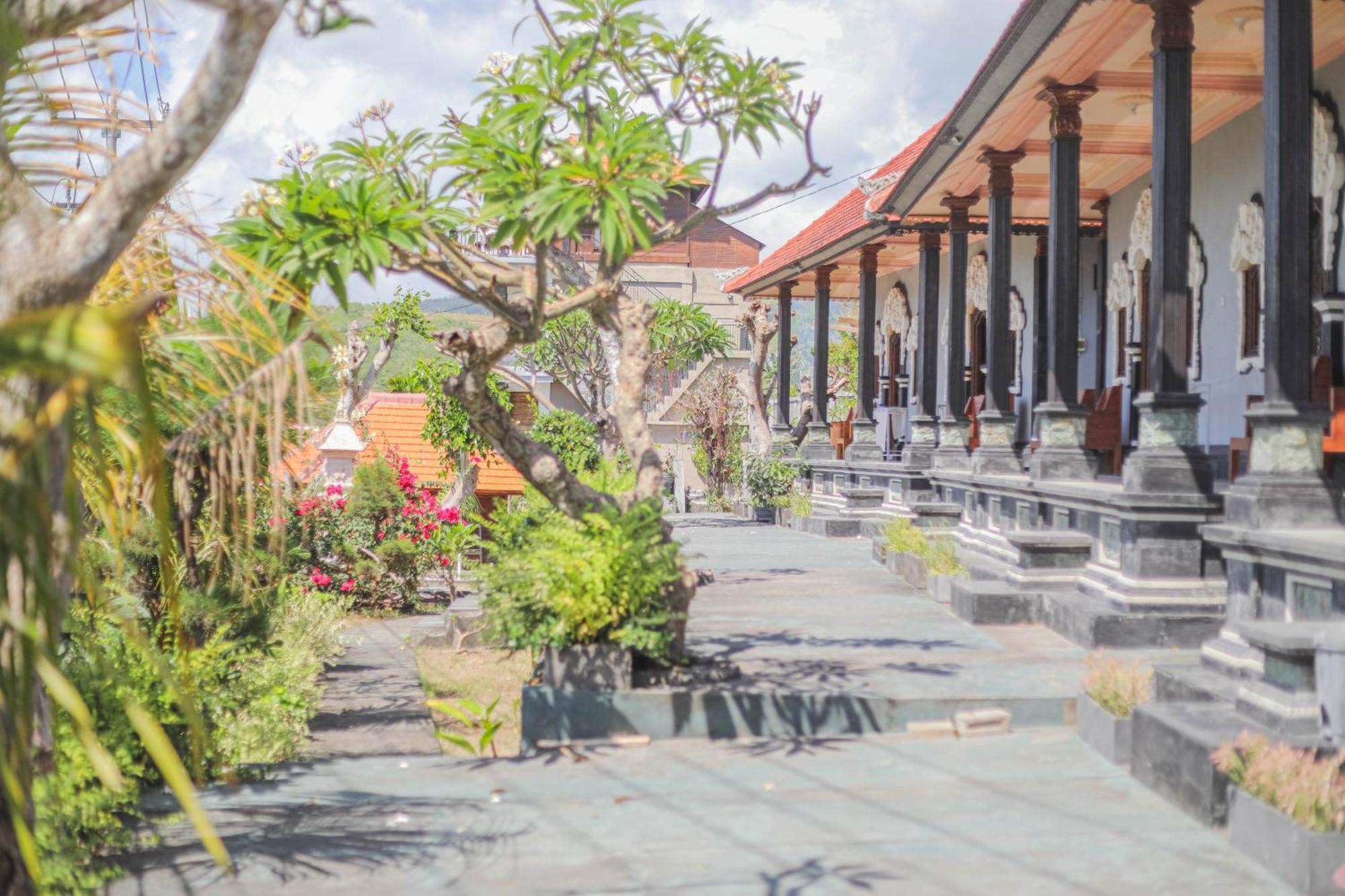 Manta Cottages With Sea View Batununggul Esterno foto