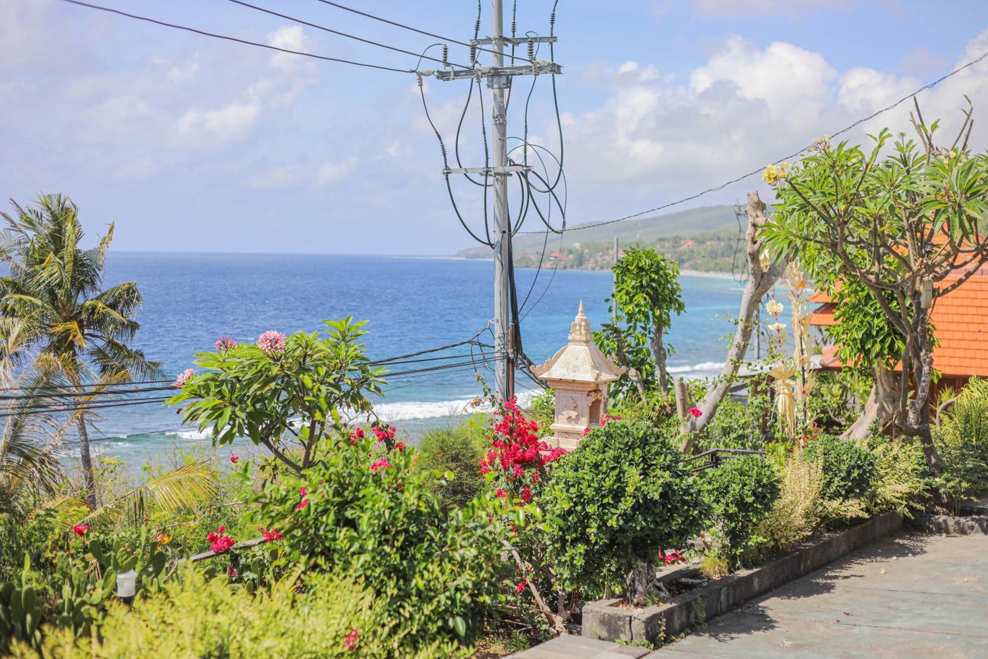 Manta Cottages With Sea View Batununggul Esterno foto