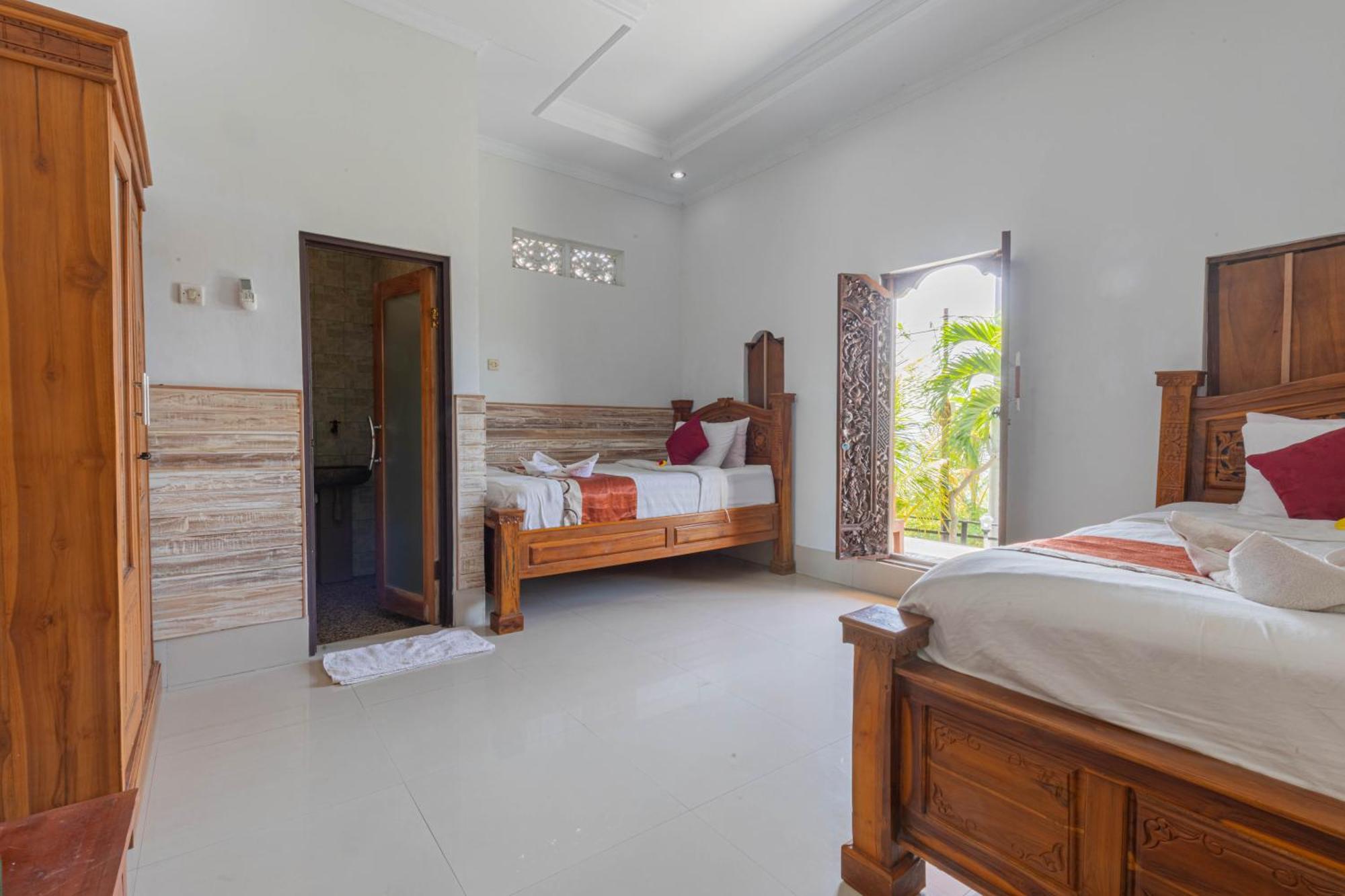 Manta Cottages With Sea View Batununggul Esterno foto